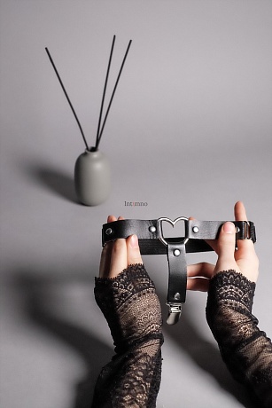 Bijoux Pour Toi  гартер с металлическим сердцем черный Bijoux Indiscrets  Франция